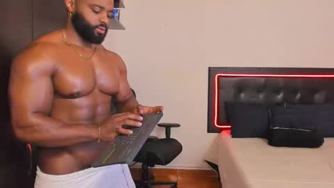 Snapshot of joseph_palacios chatting on October 1, 9:08 pm joseph palacios online show from October 1, 9:08 pm