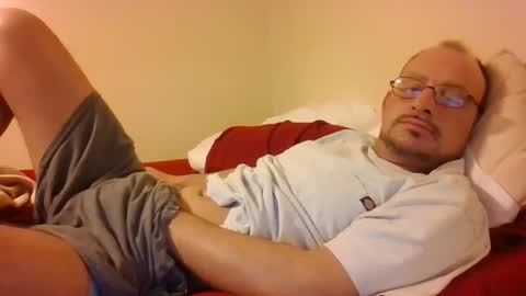 Snapshot of josh4824 chatting on January 13, 2:00 pm josh4824 online show from January 13, 2:00 pm