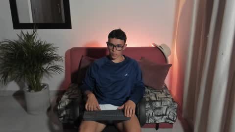 Snapshot of joulianogreco1 chatting on September 15, 1:19 am Im Jouliano online show from September 15, 1:19 am