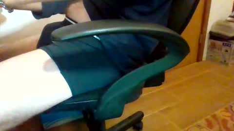 joydivision_1984 online show from April 25, 10:40 pm