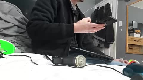 Snapshot of jpizzy23 chatting on January 30, 11:02 pm dLowfrk online show from January 30, 11:02 pm