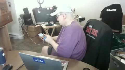 jpmel99 online show from May 2, 4:26 am