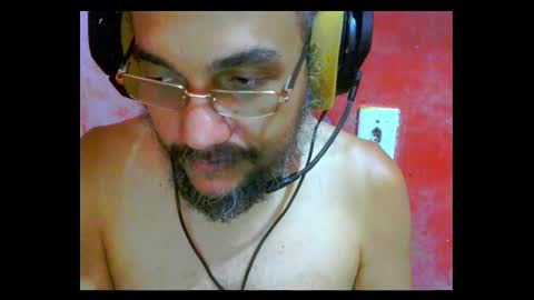 Snapshot of jshepeherdd chatting on February 15, 10:22 am jshepeherdd online show from February 15, 10:22 am