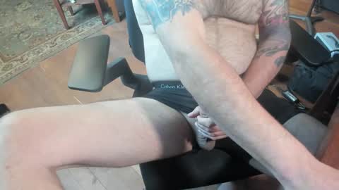 Snapshot of jsimon04 chatting on January 18, 3:59 pm jsimon04 online show from January 18, 3:59 pm