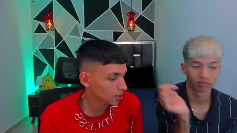 JuanSteven online show from April 23, 3:33 am