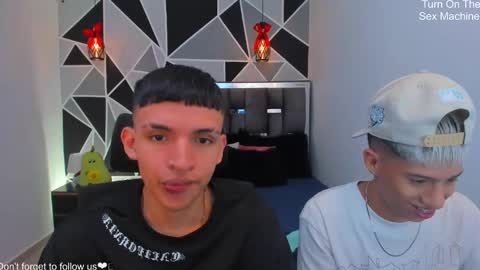 JuanSteven online show from April 24, 1:41 am