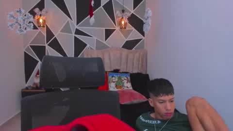 JuanSteven online show from December 14, 12:01 pm