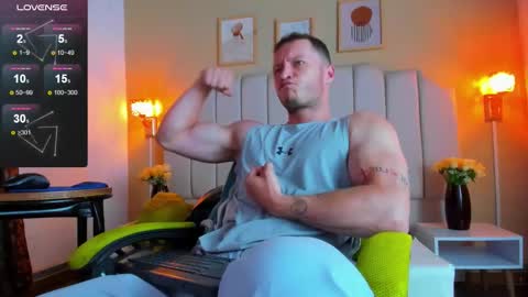 Snapshot of juan_prior chatting on October 16, 1:41 pm JUAN online show from October 16, 1:41 pm