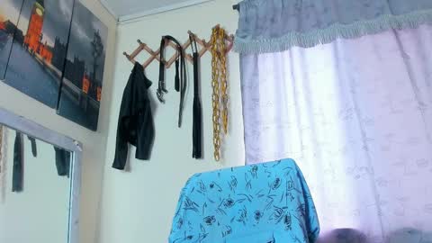 Snapshot of juanbladde chatting on February 13, 12:43 pm Juan Esteban online show from February 13, 12:43 pm