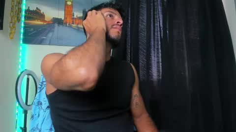 Snapshot of juanbladde chatting on March 5, 12:22 pm Juan Esteban online show from March 5, 12:22 pm