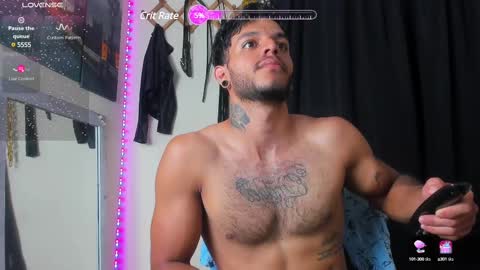 Snapshot of juanbladde chatting on February 20, 1:57 am Juan Esteban online show from February 20, 1:57 am