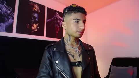 Juan online show from January 4, 9:20 pm