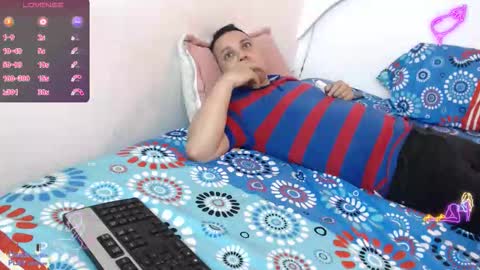 juanjo_hot03 online show from October 20, 1:04 pm