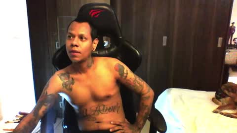 juanpt69 online show from January 2, 7:07 pm