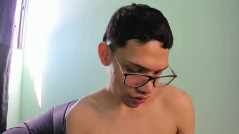 Snapshot of juansuarez204 chatting on January 20, 6:10 pm juansuarez204 online show from January 20, 6:10 pm