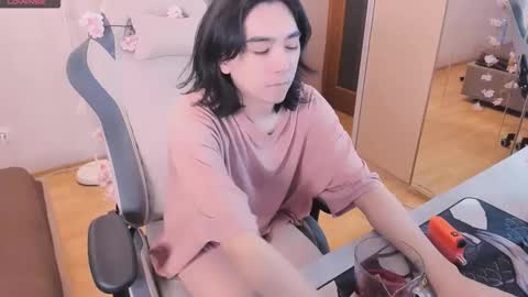 Aoi online show from February 8, 2:21 pm