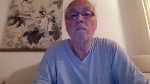 juergener342205 online show from April 28, 2:27 am