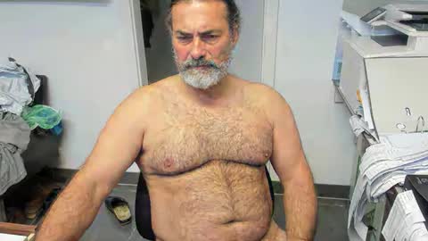 Giovanni50pro online show from November 3, 7:34 am