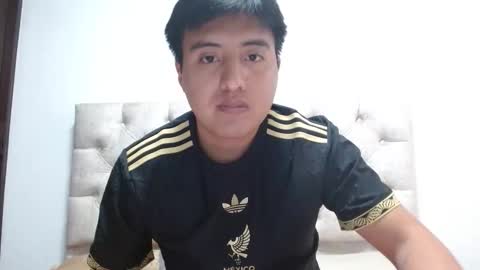 Julian online show from February 21, 10:22 pm