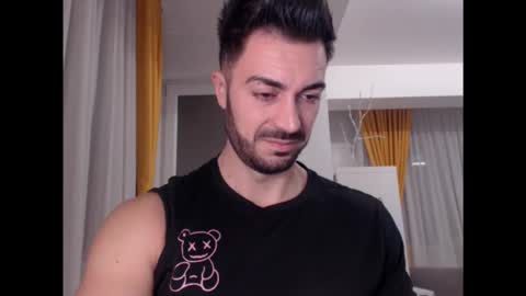 JulianRoyce online show from November 15, 10:34 pm