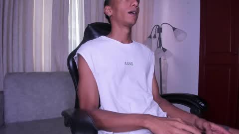 Julien online show from April 21, 12:11 pm