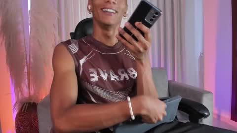 Julien online show from January 15, 12:31 pm