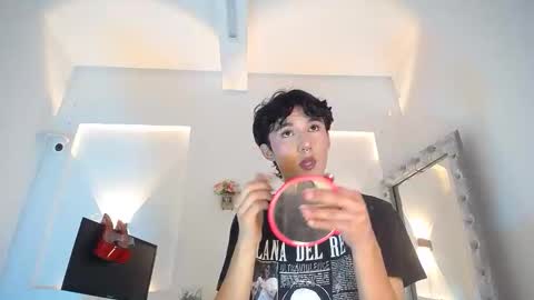 jullian online show from April 23, 9:28 pm