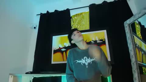 jullian online show from March 24, 9:08 pm