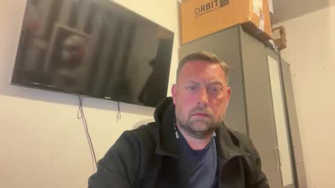 Junky online show from April 20, 8:22 pm