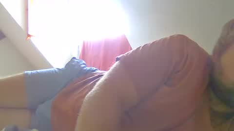 juriboo1510 online show from September 27, 1:42 pm