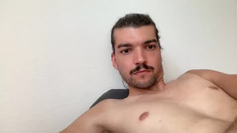 just_a_guy_with_a_big_cock online show from July 18, 3:50 pm