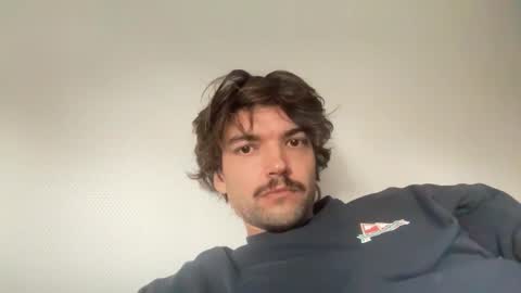 just_a_guy_with_a_big_cock online show from October 28, 9:12 am