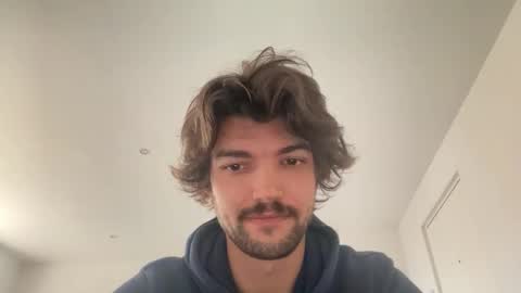 just_a_guy_with_a_big_cock online show from October 22, 8:51 am