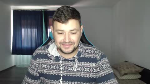 Snapshot of just_a_nice_guy_27 chatting on December 28, 12:14 pm Alex online show from December 28, 12:14 pm