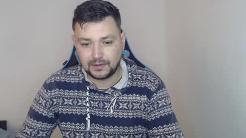 Snapshot of just_a_nice_guy_27 chatting on February 14, 11:31 am Alex online show from February 14, 11:31 am