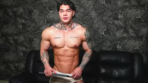 justin clark1 online show from April 26, 1:36 am