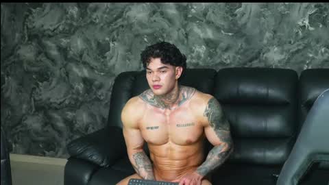 justin clark1 online show from June 7, 4:30 am