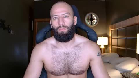 Justin online show from November 6, 2:42 pm