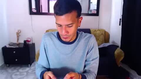 Snapshot of justin_melendez chatting on September 8, 9:03 pm JUSTIN online show from September 8, 9:03 pm