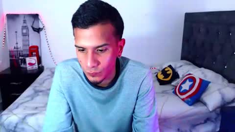 Snapshot of justin_melendez chatting on September 25, 6:34 am JUSTIN online show from September 25, 6:34 am