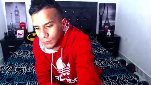 JUSTIN online show from November 22, 9:42 am