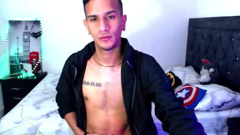 Snapshot of justin_melendez chatting on October 17, 6:12 pm JUSTIN online show from October 17, 6:12 pm