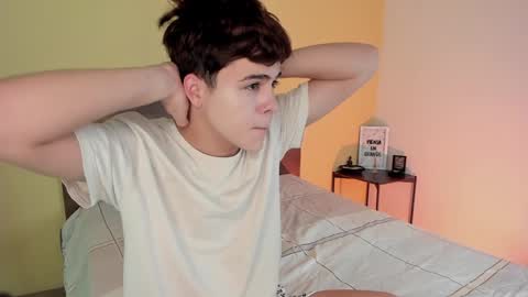 Snapshot of justinbiler chatting on February 1, 12:26 pm Justin online show from February 1, 12:26 pm