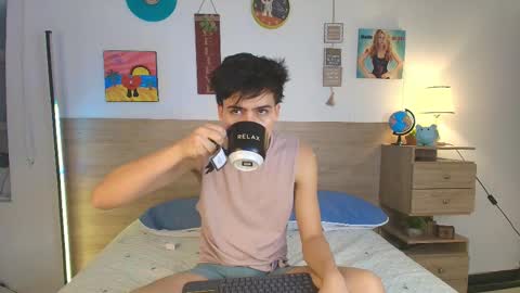 Snapshot of justinbiler chatting on September 24, 12:03 pm Justin online show from September 24, 12:03 pm
