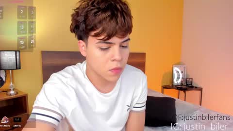 Snapshot of justinbiler chatting on March 7, 12:12 pm Justin online show from March 7, 12:12 pm