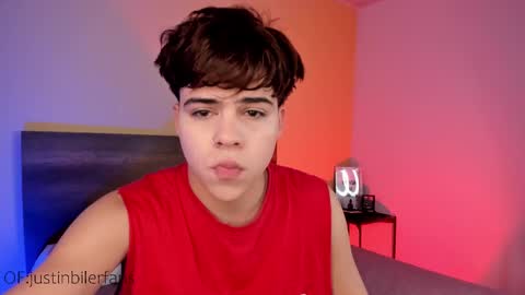 Snapshot of justinbiler chatting on February 20, 12:36 pm Justin online show from February 20, 12:36 pm