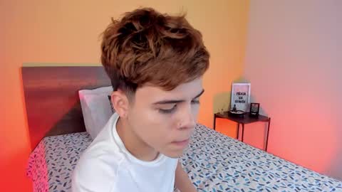 Snapshot of justinbiler chatting on January 16, 12:31 pm Justin online show from January 16, 12:31 pm