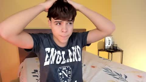Snapshot of justinbiler chatting on March 5, 12:33 pm Justin online show from March 5, 12:33 pm