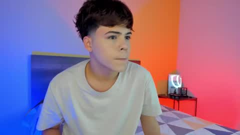 Snapshot of justinbiler chatting on February 21, 11:44 am Justin online show from February 21, 11:44 am