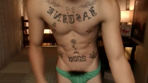 Snapshot of justine_hunk chatting on September 26, 1:09 pm justine_hunk online show from September 26, 1:09 pm